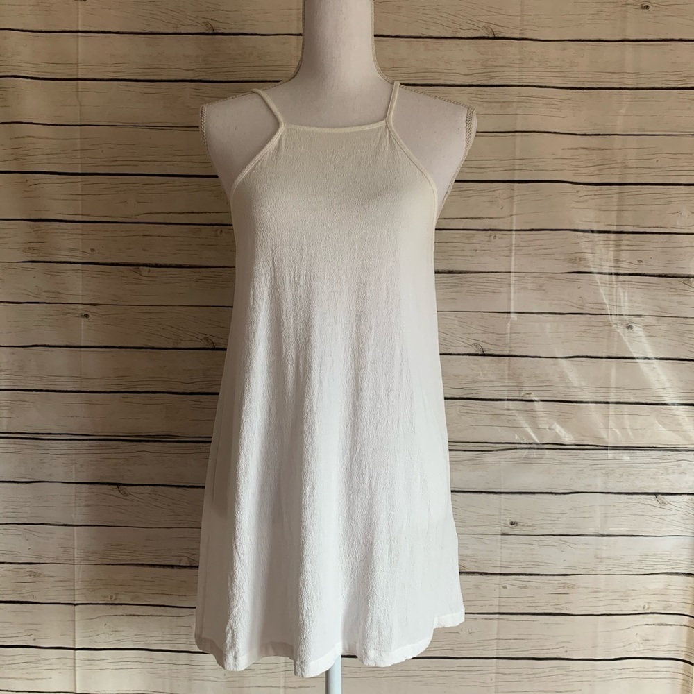 MINKPINK Sleeveless White Keyhole Button Tank Top
